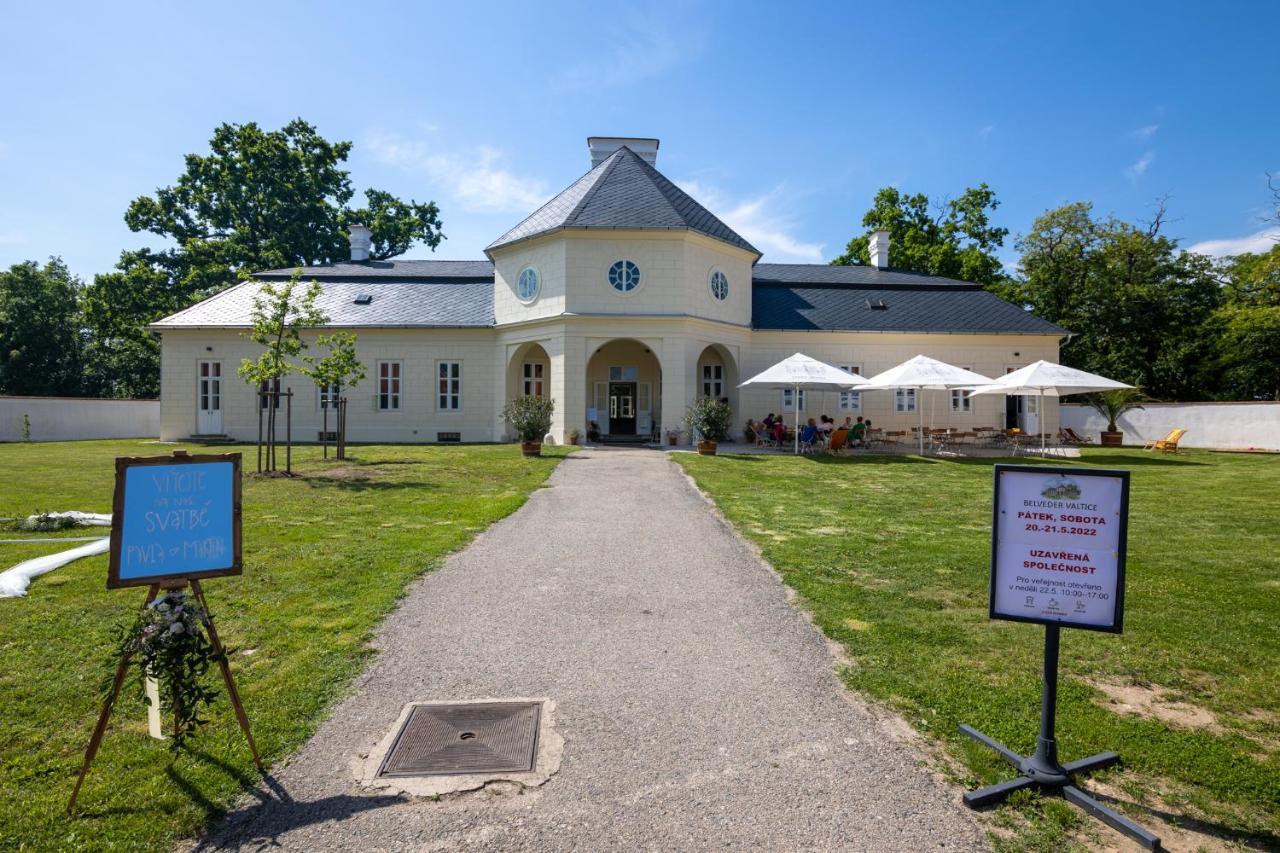 Penzion Alenka Valtice Exterior photo