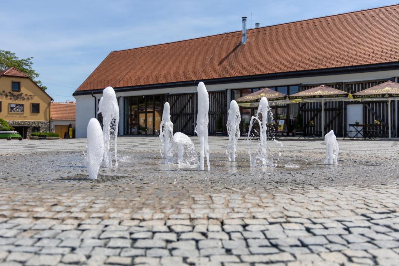 Penzion Alenka Valtice Exterior photo